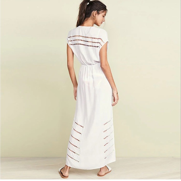 VIX SWIMWEAR Pamela Embroidered Cover-up Dress in White - Picture 3 of 10